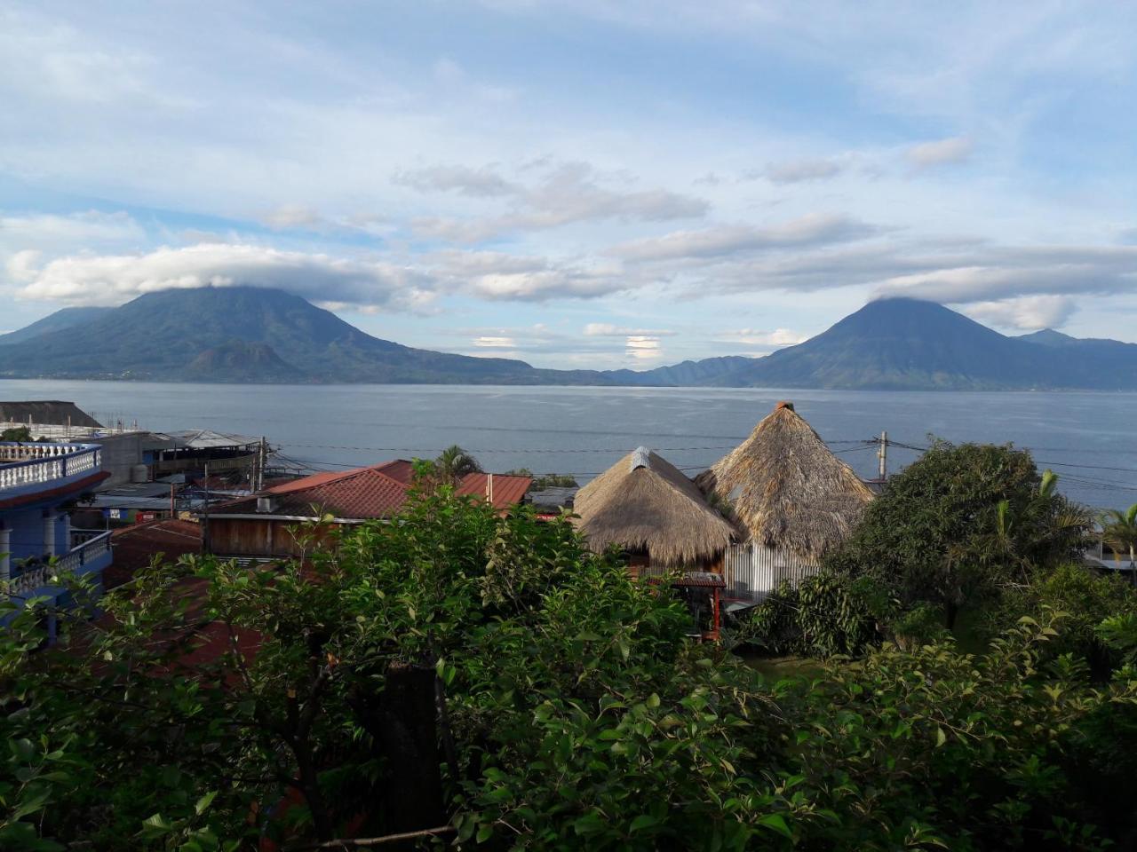 Hotel Sueno Real Panajachel Dış mekan fotoğraf